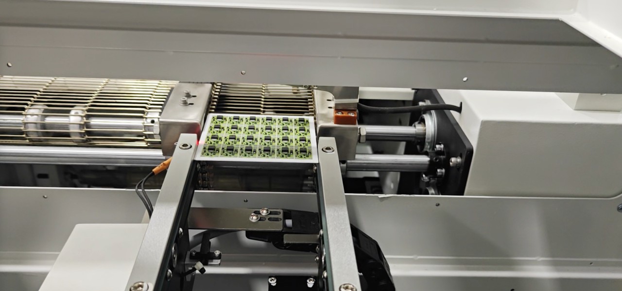 &Uuml;ber Installation und Schulung hinaus