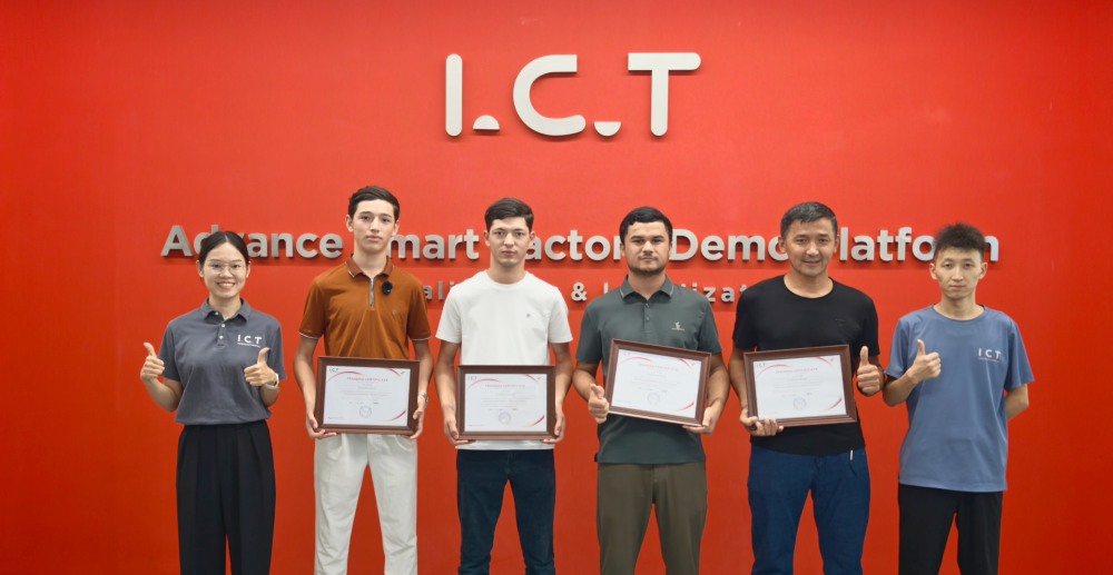 Usbekistan Kunde absolvierte Schulungen bei I.C.T