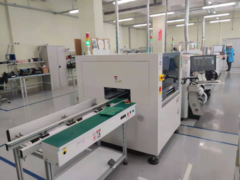 High-End-PCB Reflow-Ofen T4 mit 4 Heizzonen, Tischmodell