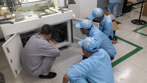 I.C.T Depaneling -Maschine in Indonesien