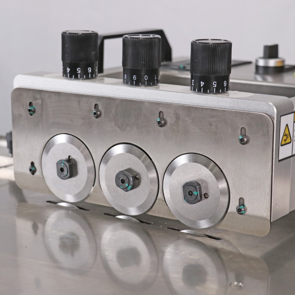 I.C.T-MLS1200 | Multi Blades LED Separator 