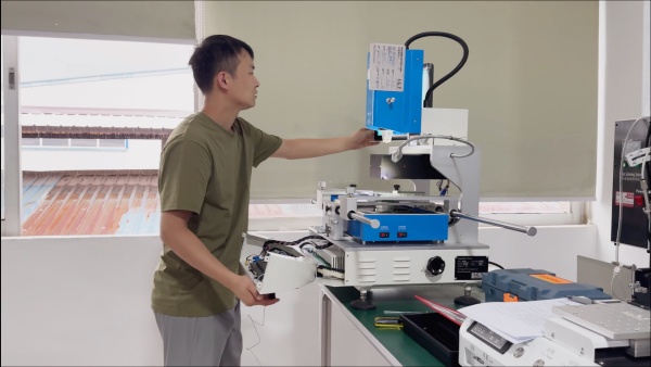 I.C.T vollständige technische Anleitung zum SMT Gerätebetrieb