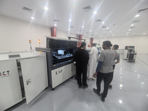 SMT Linieninstallation und -training in Saudi -Araber
