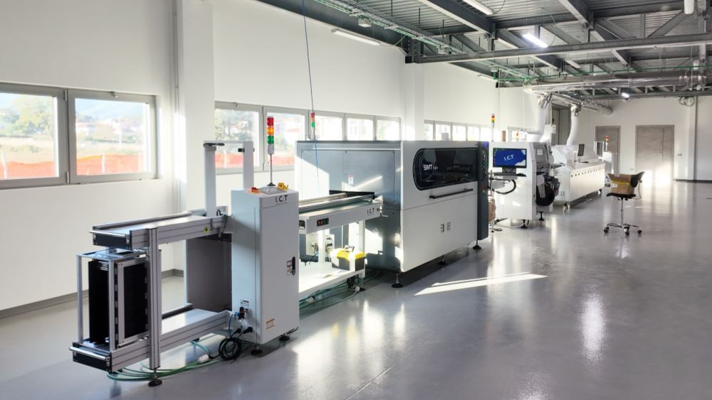 I.C.T LED Bandproduktionslinie in Italien 02.jpg